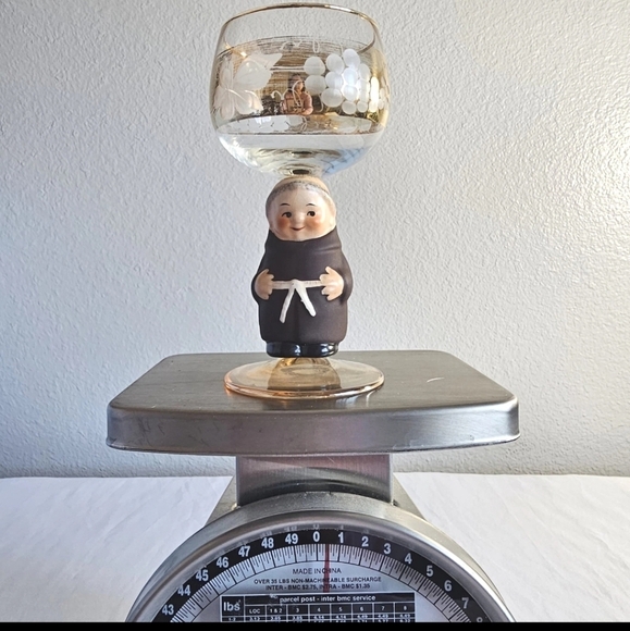 Goebel Hummel Figurine Wine Glass German Friar / Monk Gold Trim Germany Barware - Picture 8 of 8
